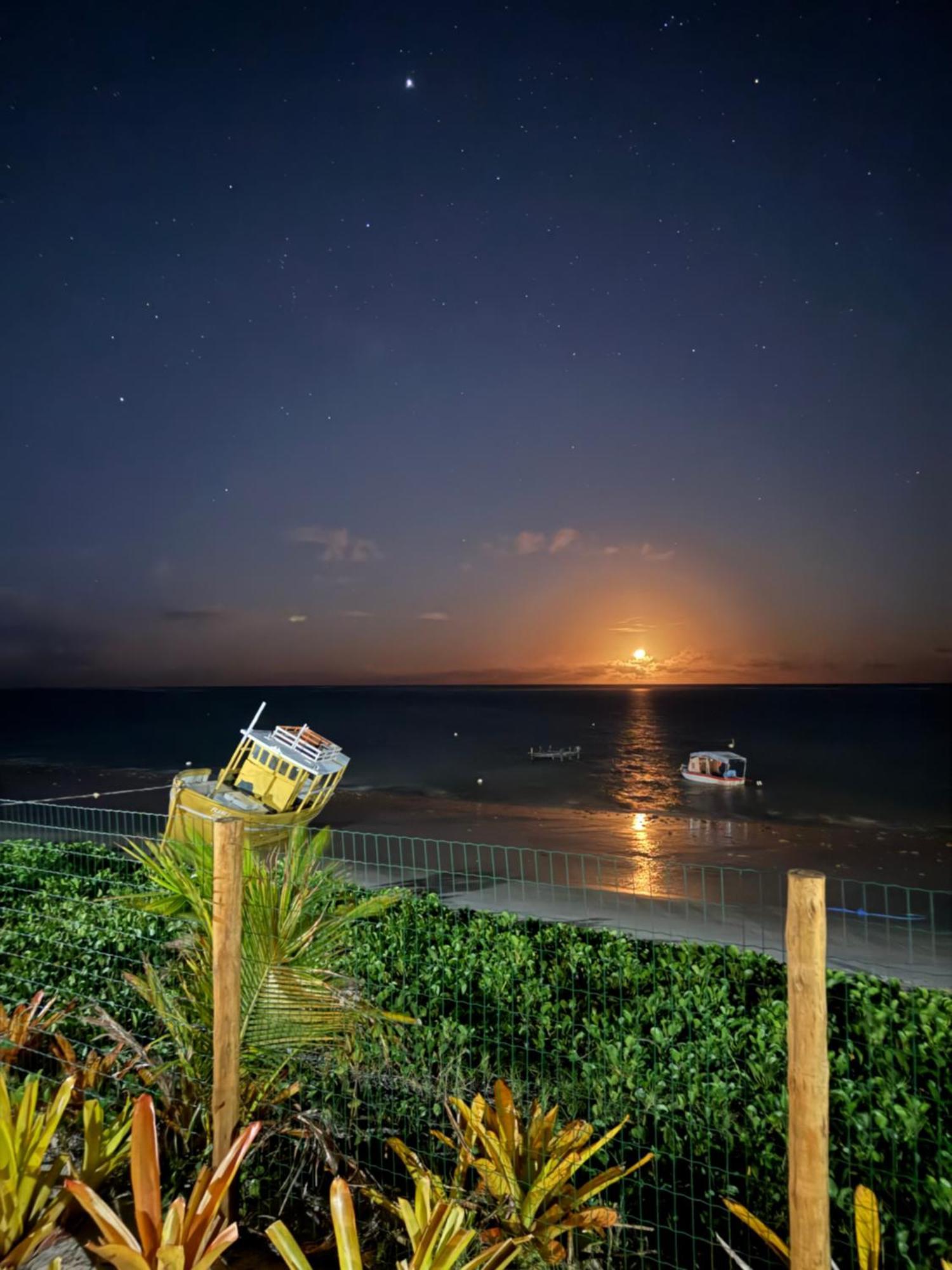 Acampamento Ocas Pataxo Pe Na Areia *